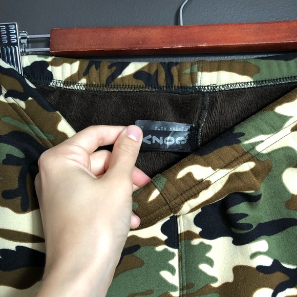 Fur Lined Leggings - Picture 3 of 3